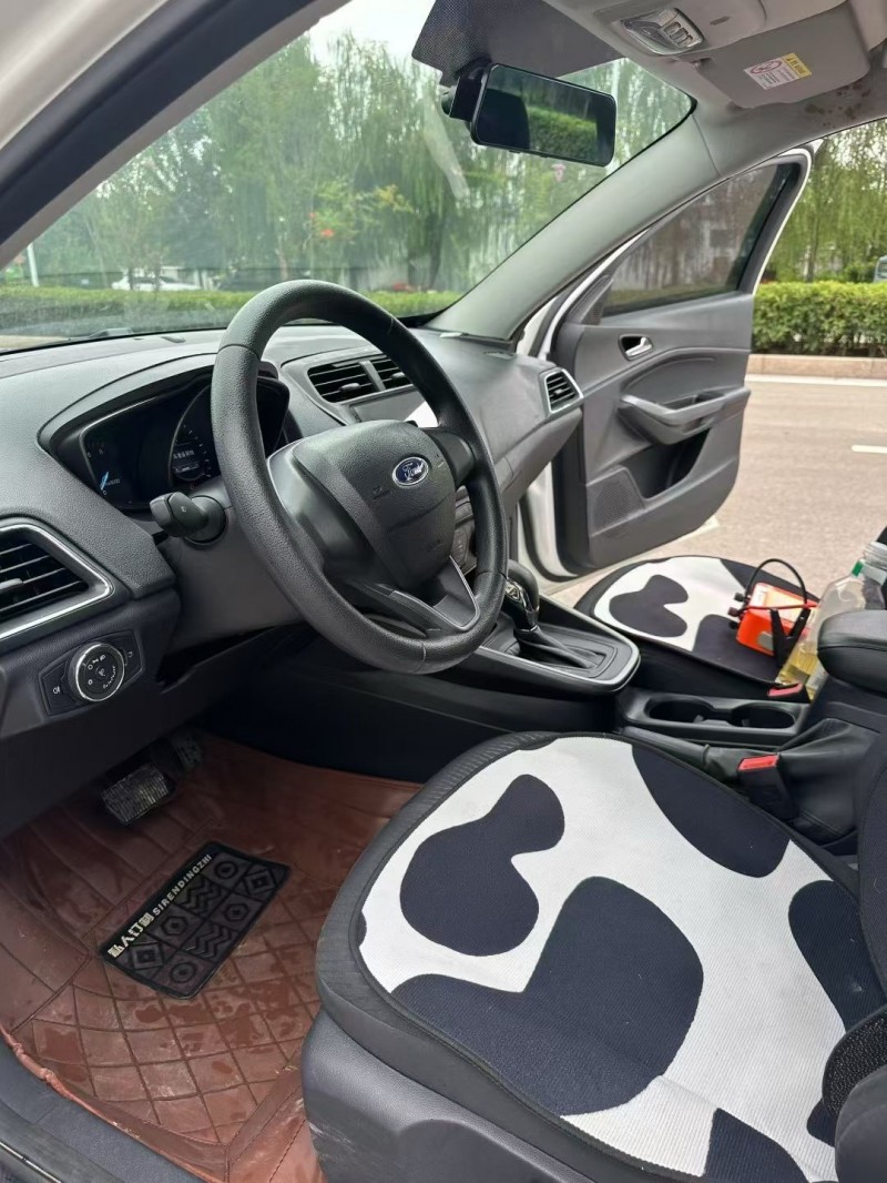 烟台21年福特福睿斯6