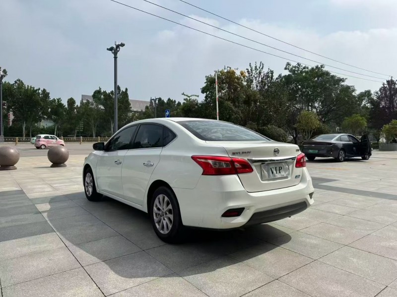 枣庄18年日产轩逸8