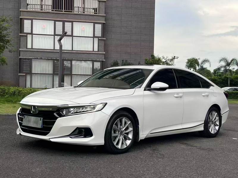 海口23年本田雅阁3