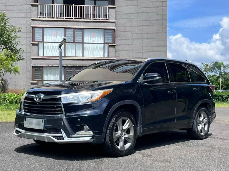 海口17年丰田汉兰达3