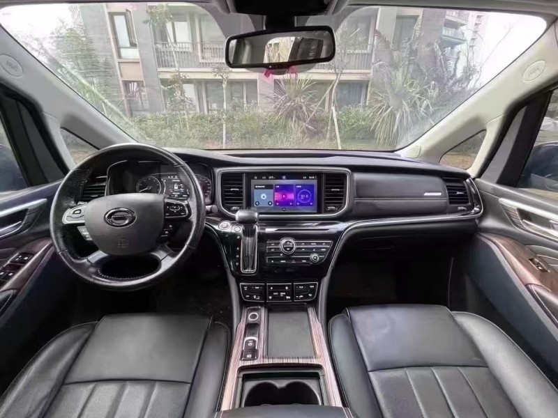 海口20年传祺M85