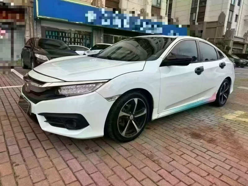 海口18年本田思域3