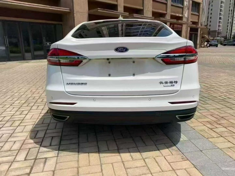 海口19年福特蒙迪欧9