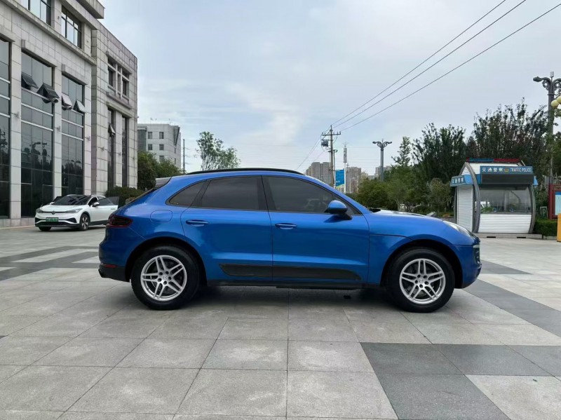 枣庄18年保时捷Macan7