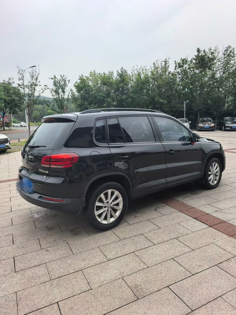 承德16年大众途观7