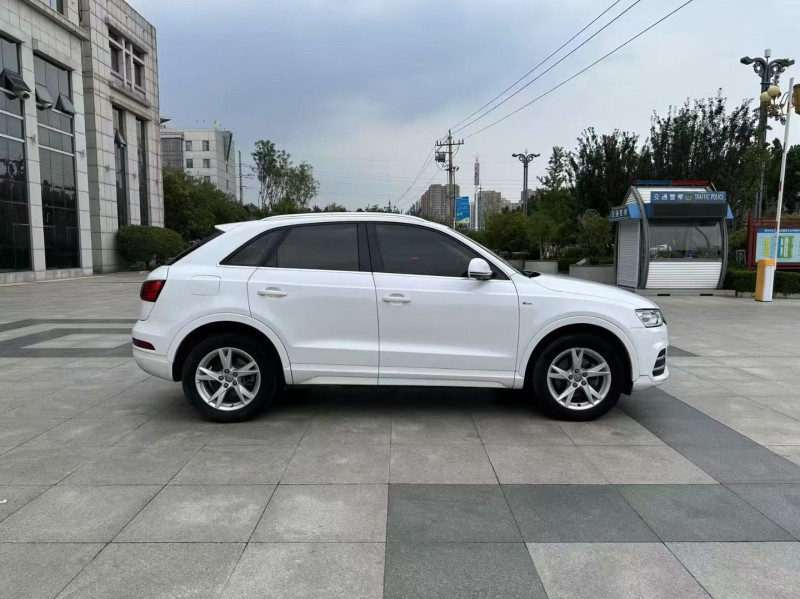 泰安16年奥迪Q38