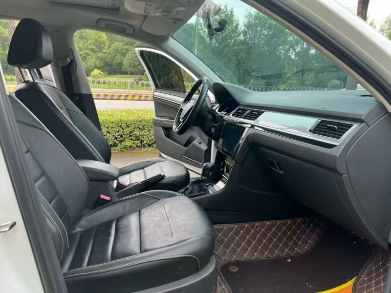 济南18年大众宝来5