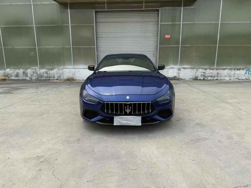 徐州16年玛莎拉蒂Ghibli1