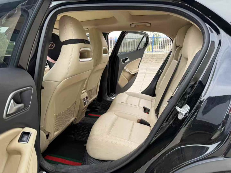 徐州15年奔驰GLA7