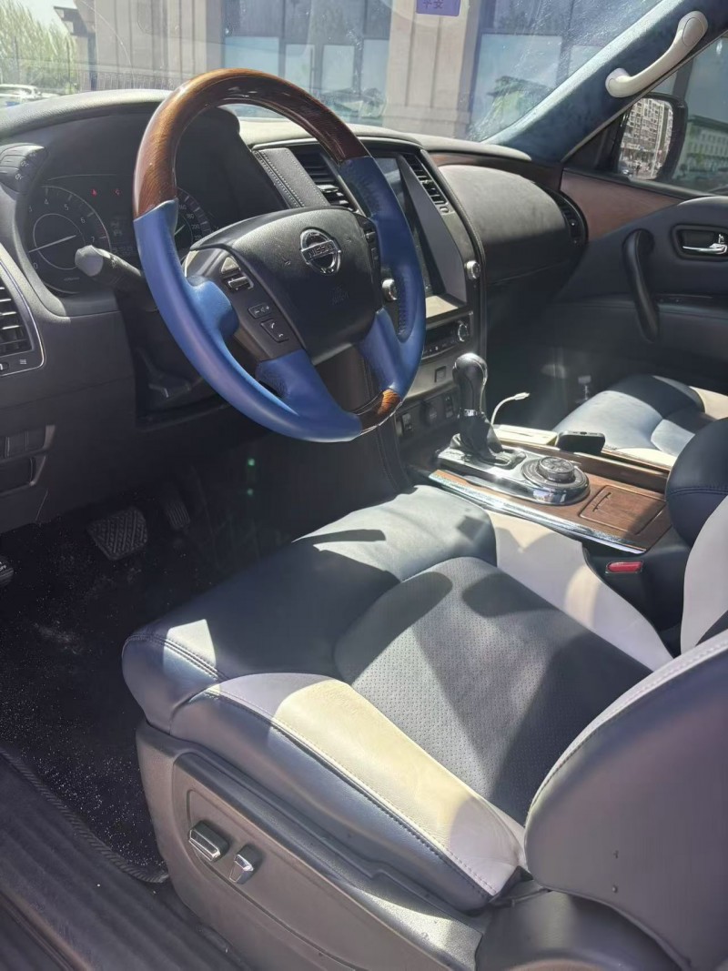 承德18年日产途乐6