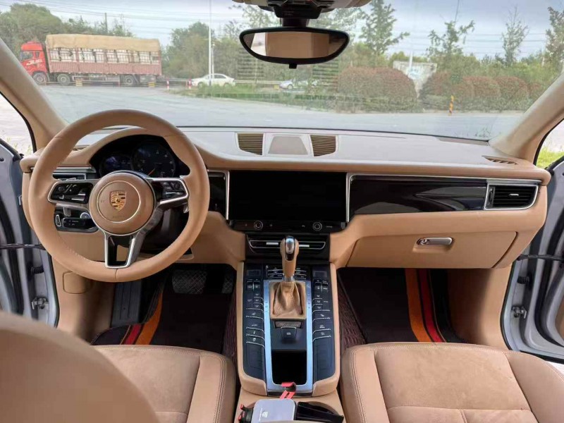 徐州15年保时捷Macan5
