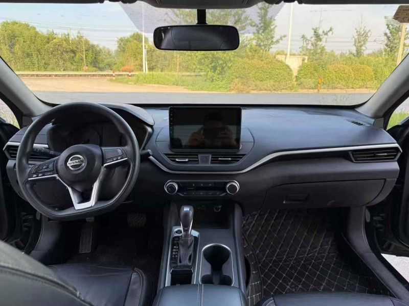 徐州21年日产天籁5