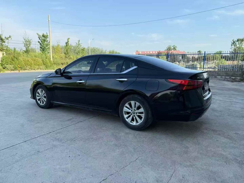 徐州21年日产天籁8