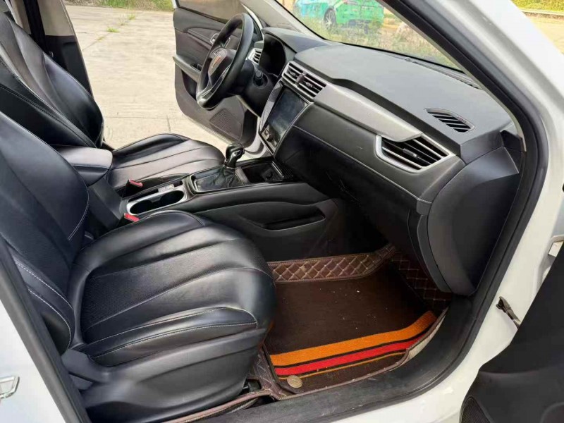 徐州21年荣威i56