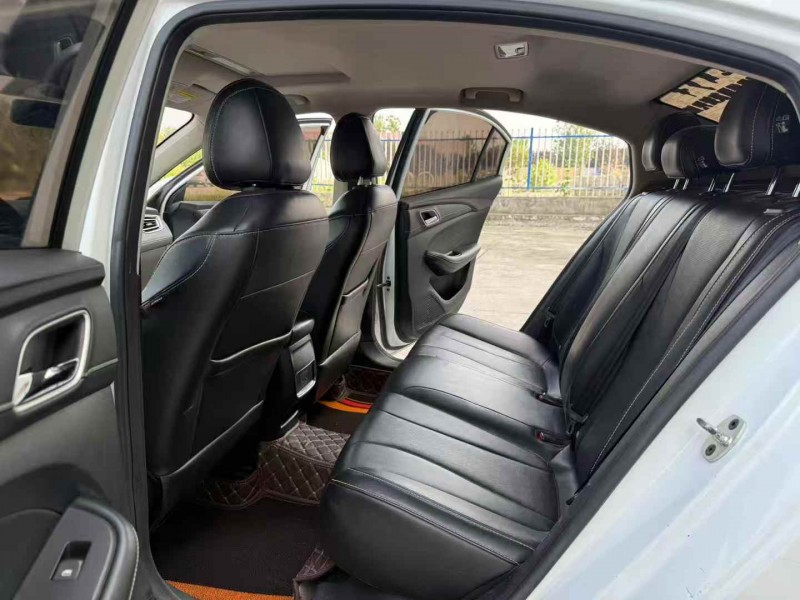 徐州21年荣威i57