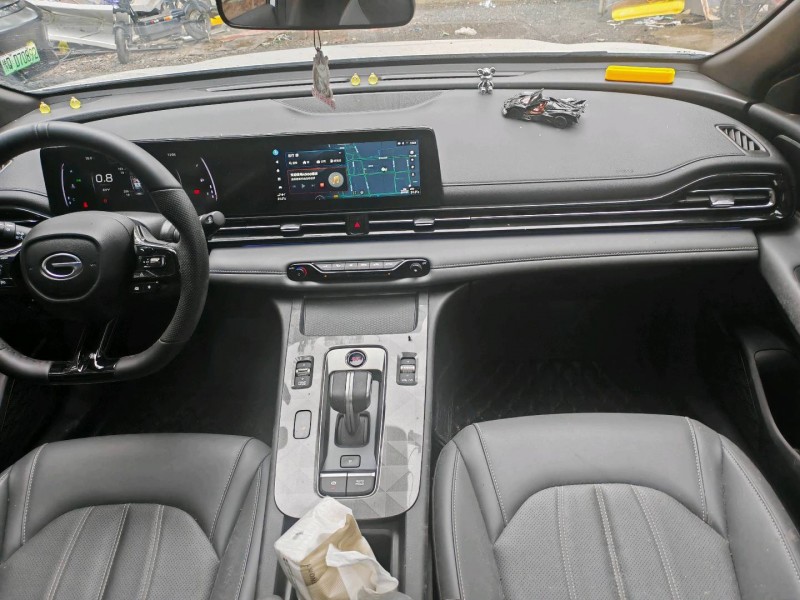 驻马店25年传祺影豹2