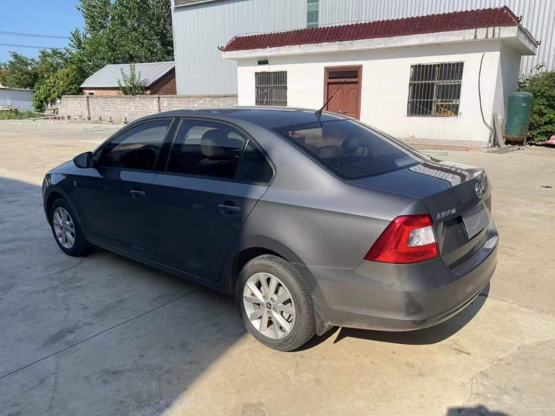 徐州16年斯柯达昕锐8