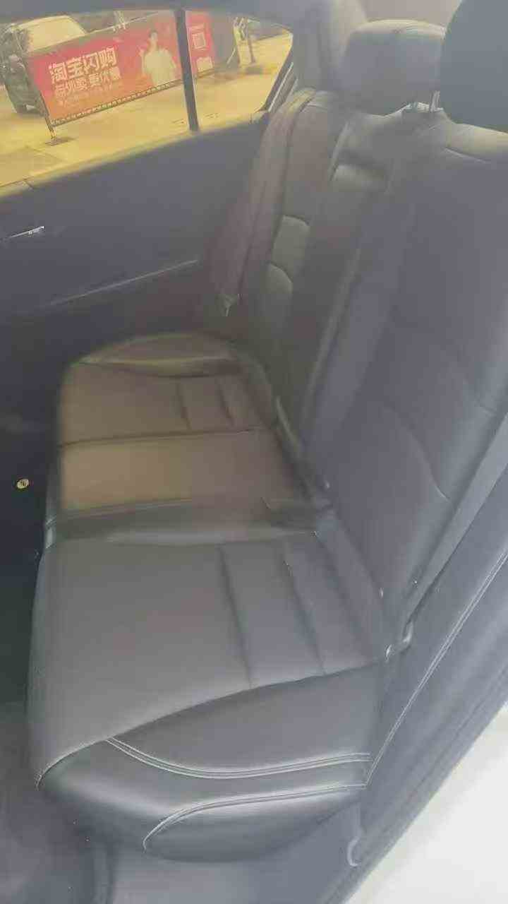 黄石17年本田雅阁5