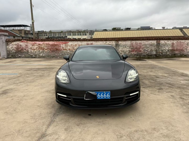 徐州20年保时捷帕拉梅拉1