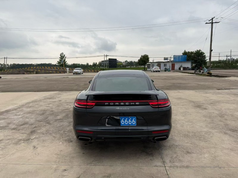 徐州20年保时捷帕拉梅拉9