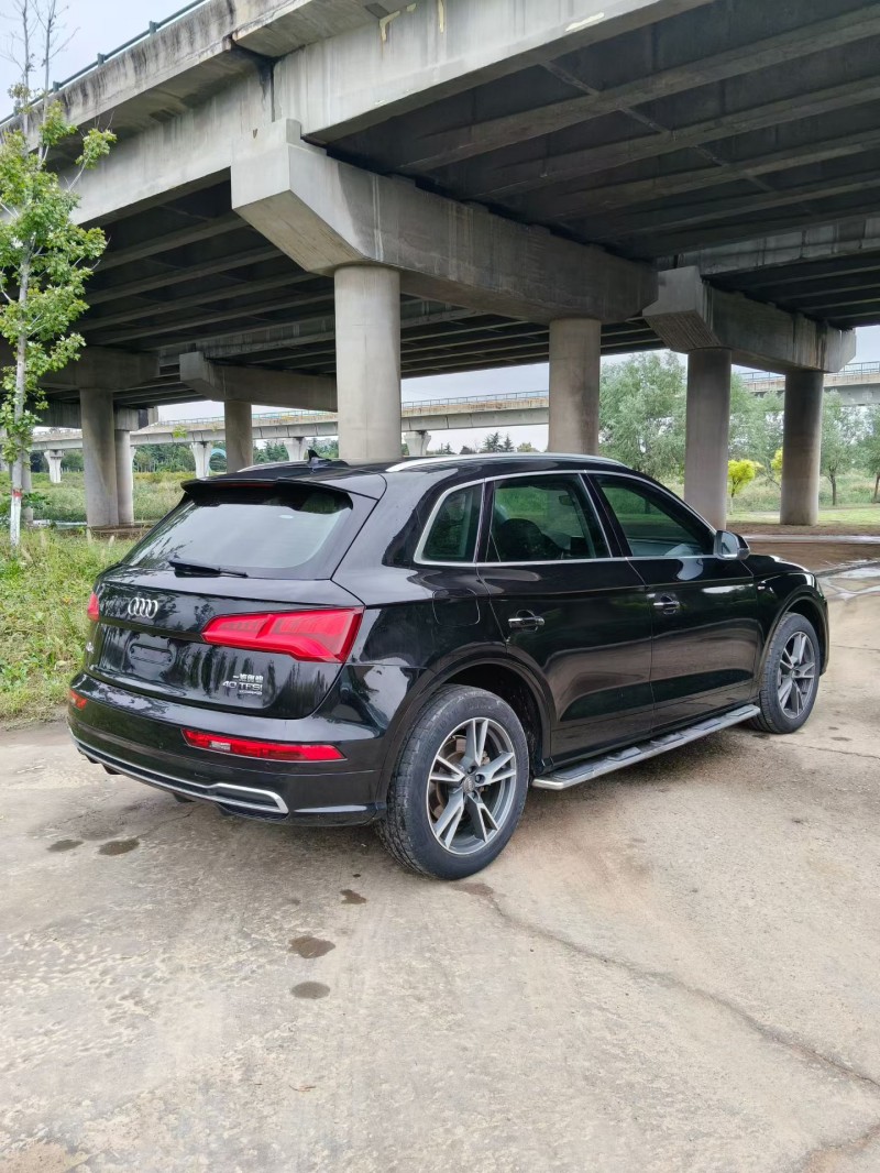 青岛18年奥迪Q57