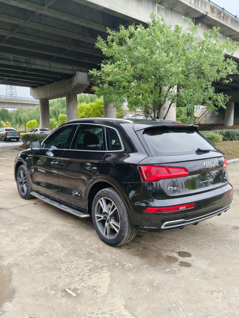 青岛18年奥迪Q58