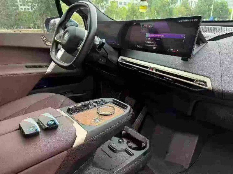 十堰23年宝马IX35