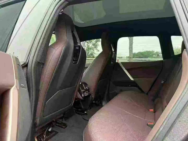 十堰23年宝马IX37