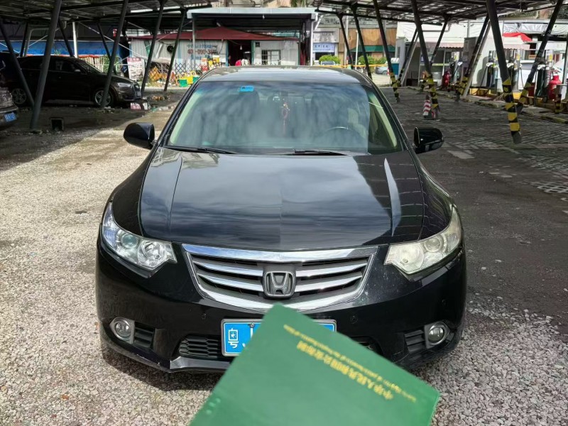 广州13年本田思铂睿1