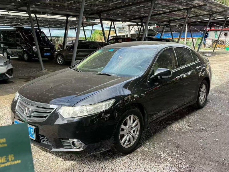 广州13年本田思铂睿2