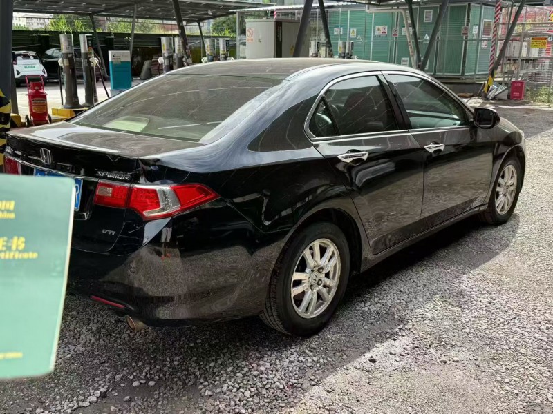 广州13年本田思铂睿6