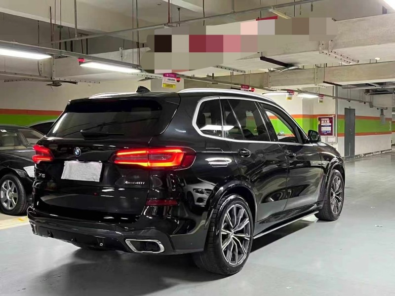 成都21年宝马X57