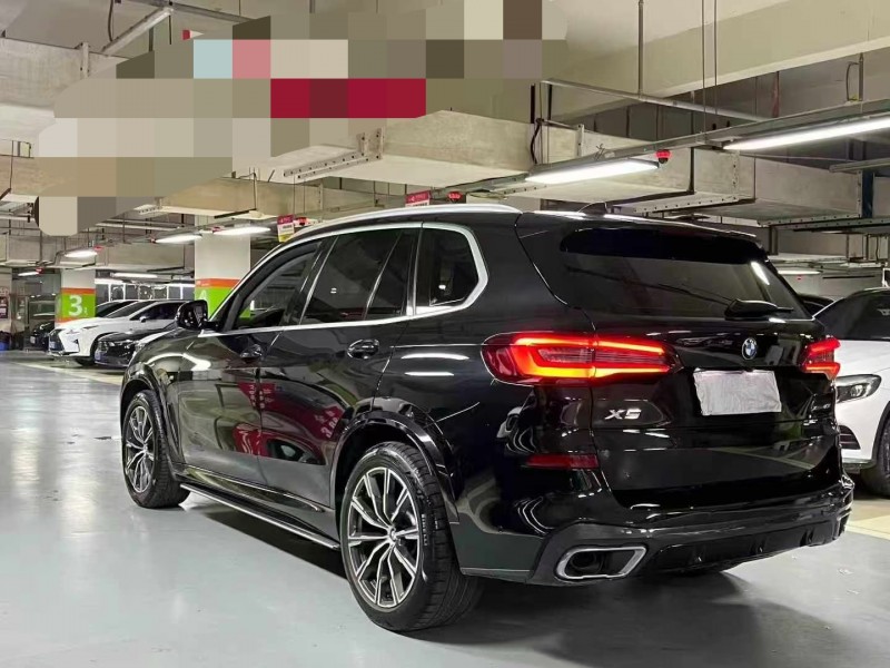 成都21年宝马X58