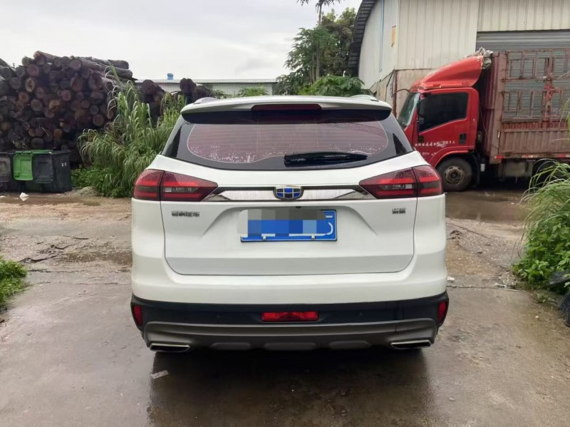 广州19年吉利博越8