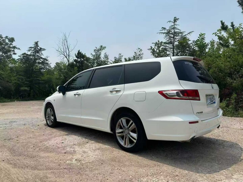 青岛11年本田奥德赛5