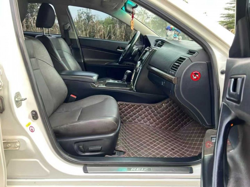 青岛15年丰田锐志6