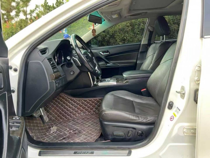 青岛15年丰田锐志9