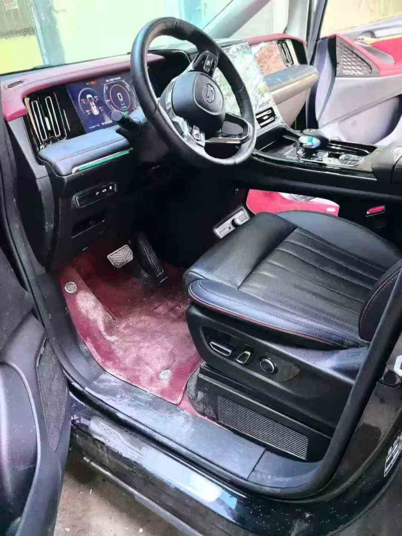 咸阳23年传祺E95