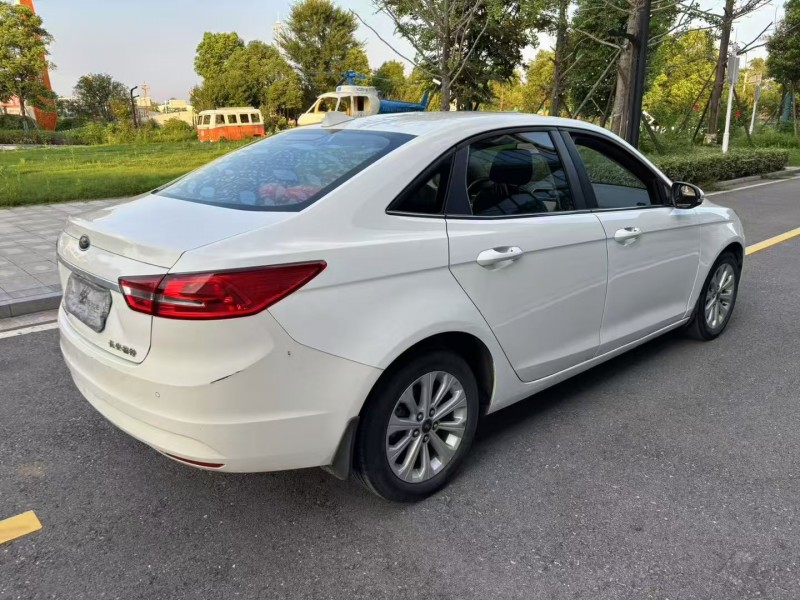 常德17年福特福克斯7