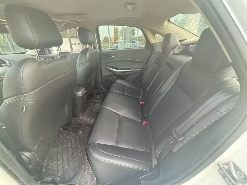 常德17年福特福克斯9