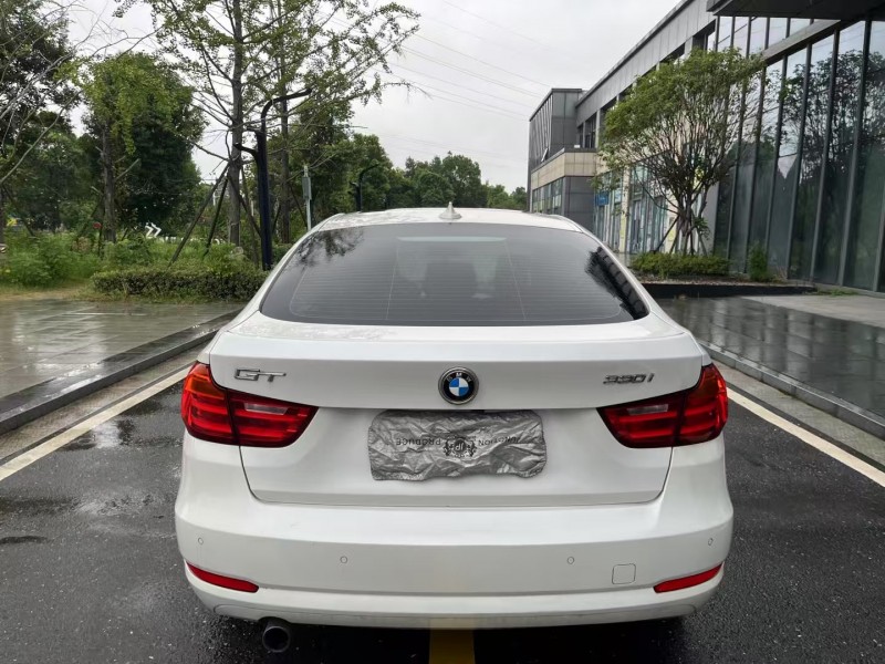 常德16年宝马3系3