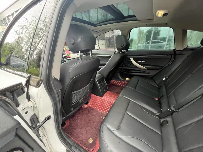 常德16年宝马3系7