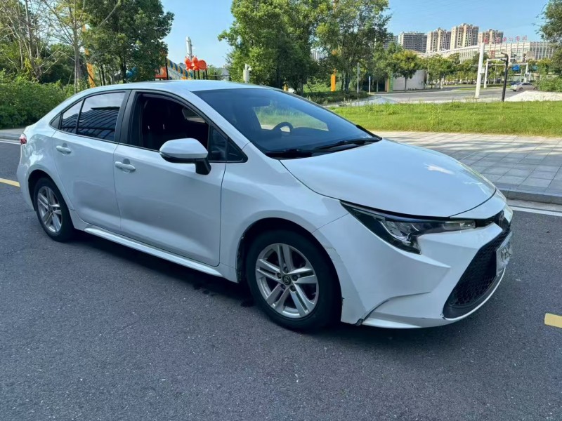 常德22年丰田雷凌4