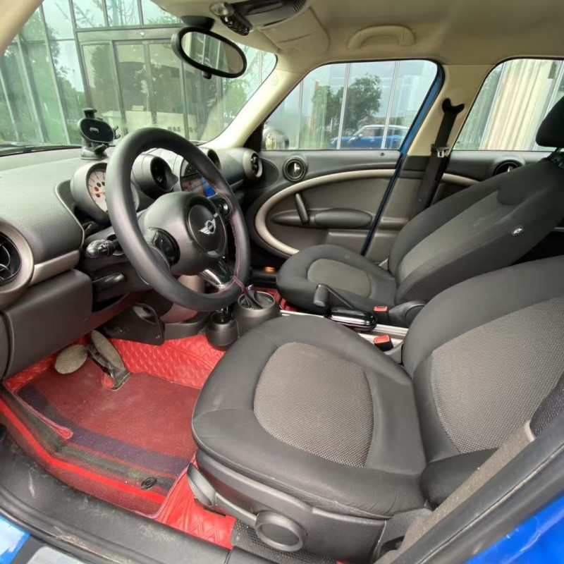 常德12年MINICLUBVAN8