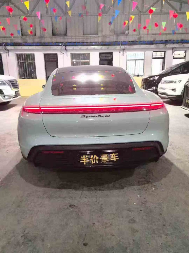 铜川23年保时捷Taycan9