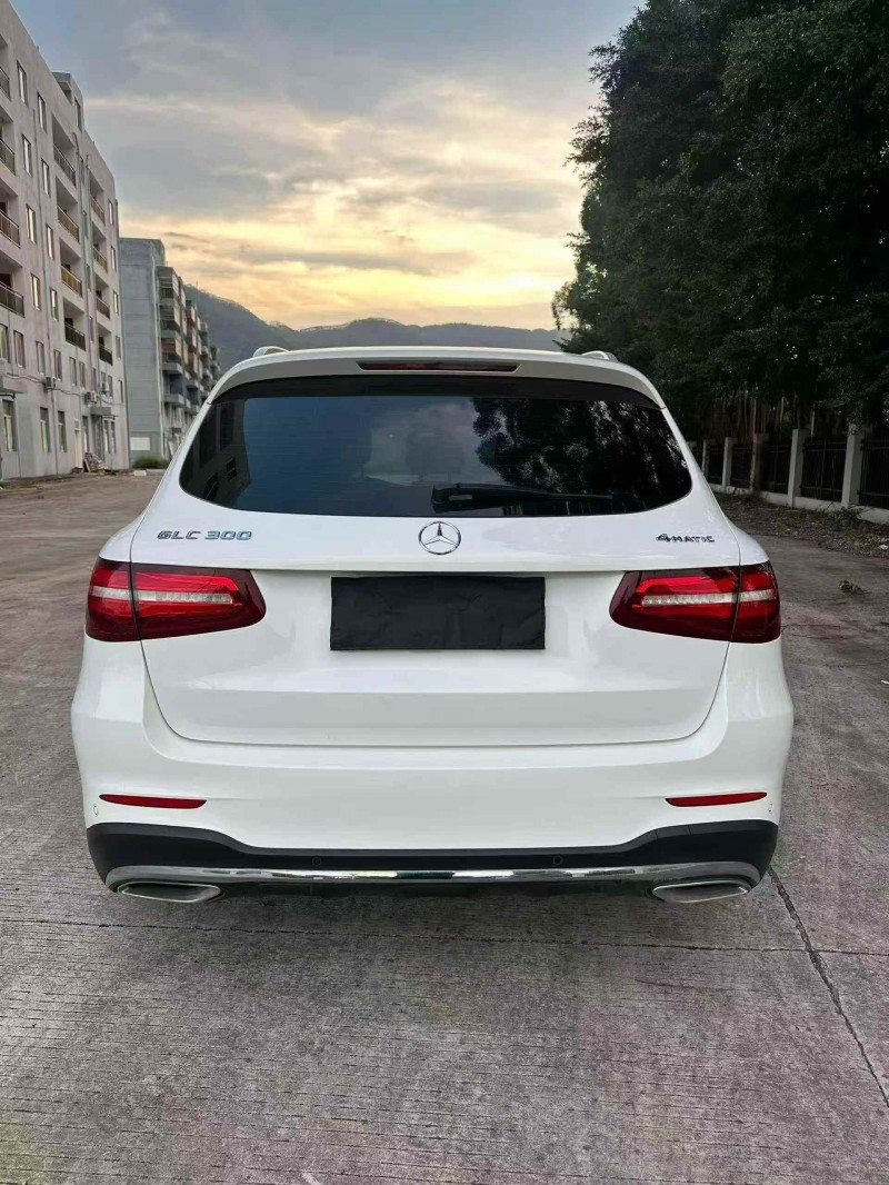 莆田17年奔驰GLC9