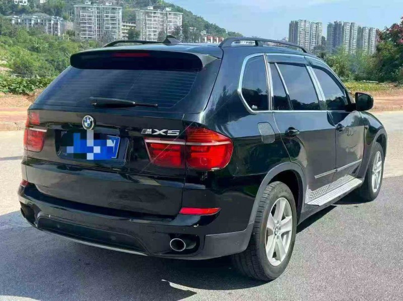 南平13年宝马X57