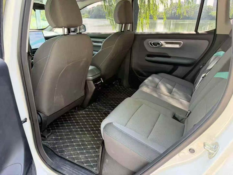 吉安25年传祺埃安Y6