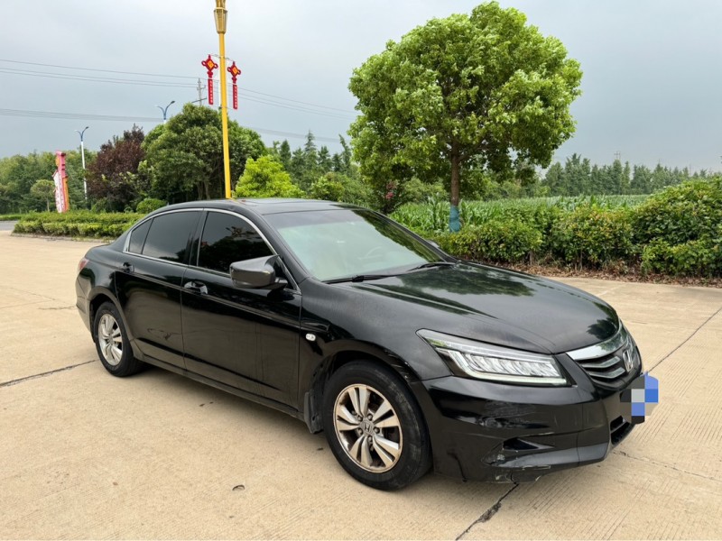 盐城11年本田雅阁3