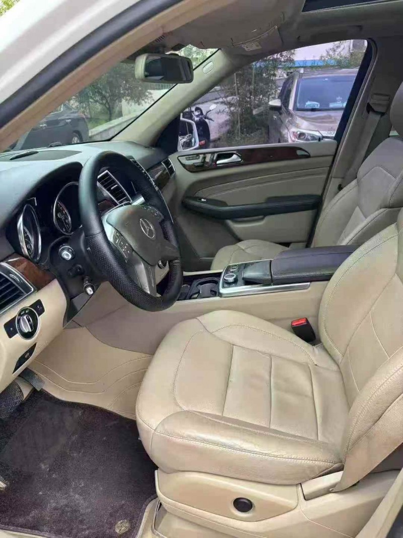 淄博15年奔驰ML5